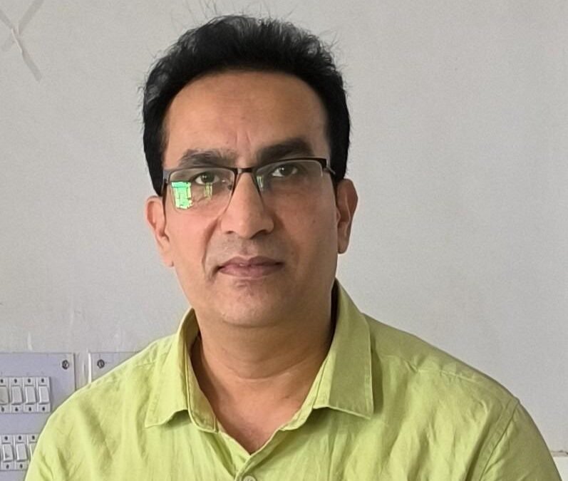 Dr. Vineet Kumar
